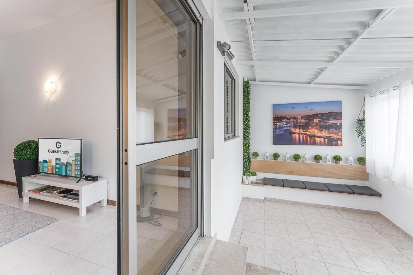 Guestready - Modern Cosy Apartment With A Terrace Порто Екстериор снимка